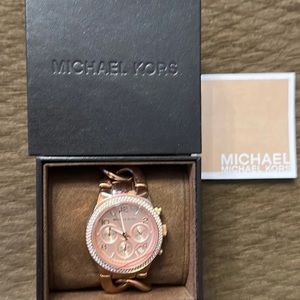 NWT Michael Kors (MK 3247) Rose Gold Tone Ladies Watch